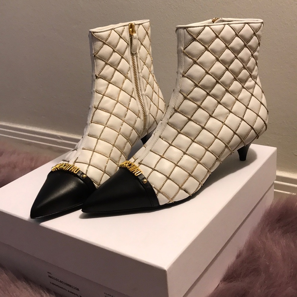 *SOLD* Moschino Tufted Booties *BRAND NEW*